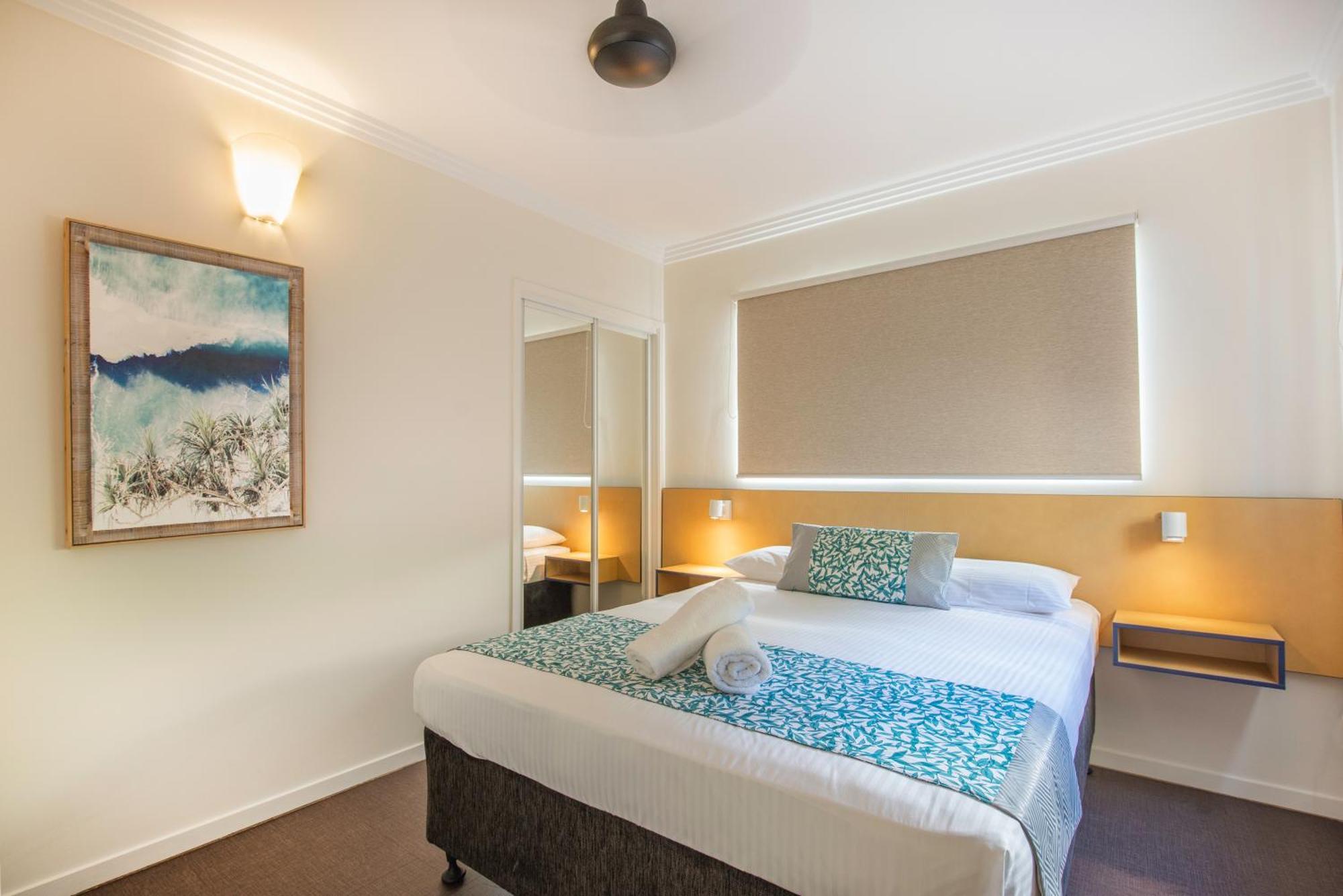 Coral Sea Vista Apartments Еърли Бийч Екстериор снимка
